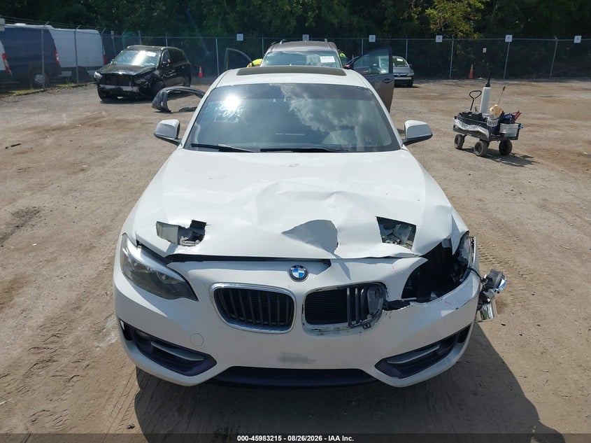 BMW 228I - zdjęcie 12