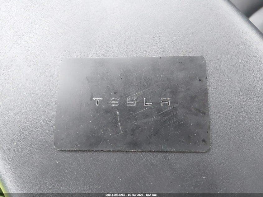 TESLA MODEL 3 - zdjęcie 10