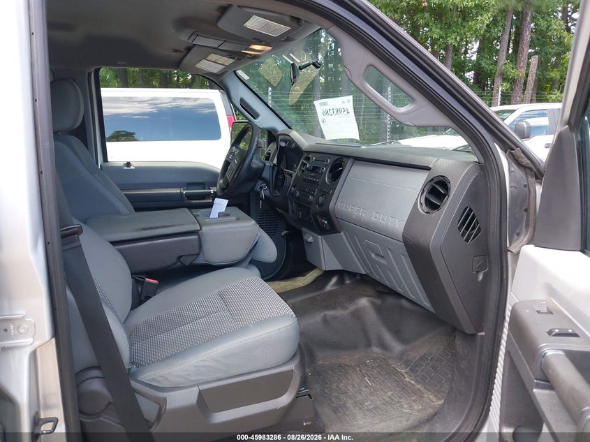2016 FORD F-450 auction photo 5