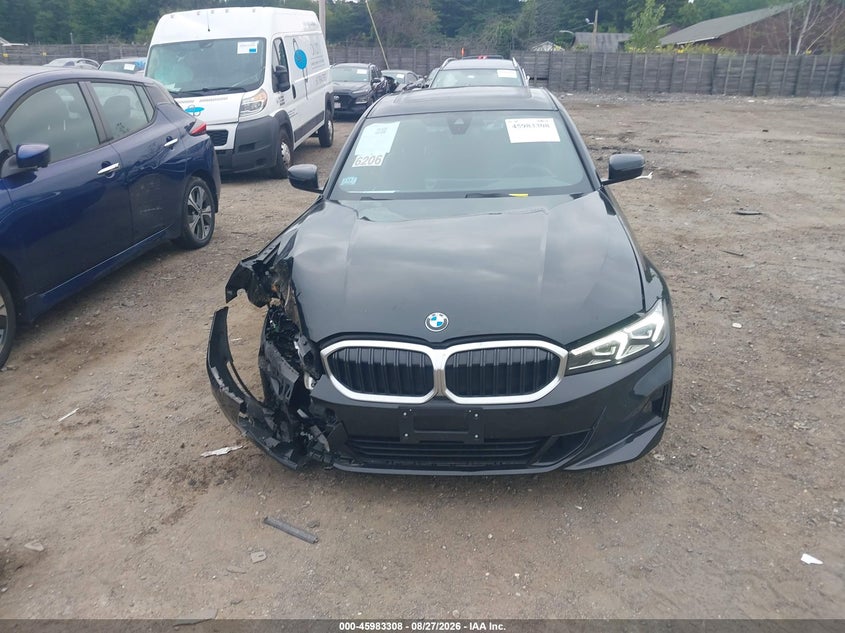 BMW 330I - zdjęcie 12