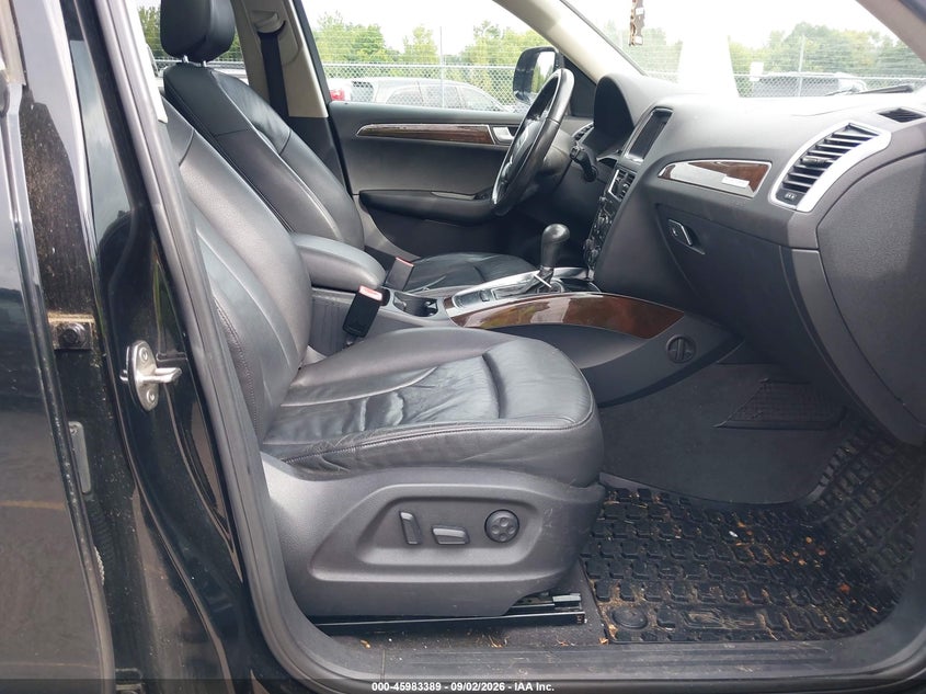 2011 AUDI Q5 SPORT UTILITY VEHICLE 2.0L I-4 DI, DOHC, VVT, TURBO, 211HP
