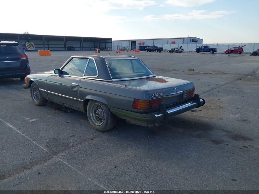 1975 MERCEDES-BENZ 450 auction photo 3