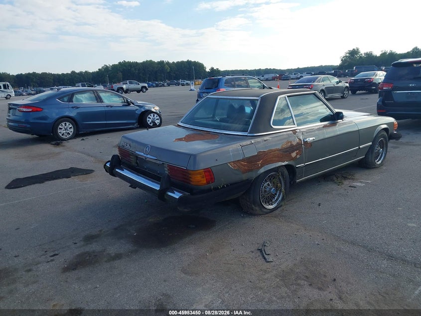 1975 MERCEDES-BENZ 450 auction photo 4