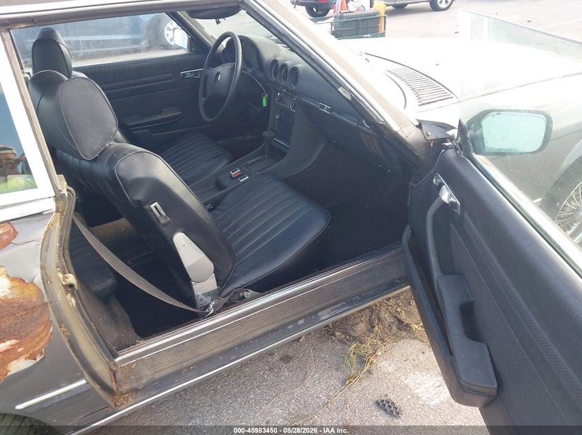 1975 MERCEDES-BENZ 450 auction photo 5