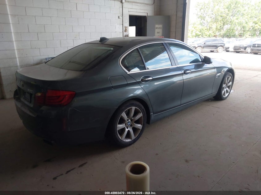 2012 BMW 550I auction photo 4