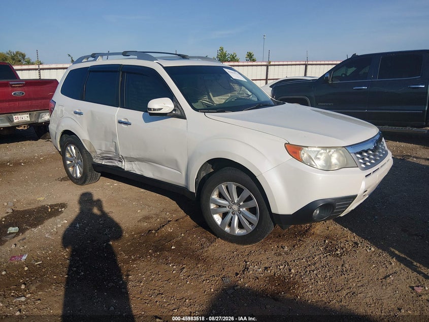 Vin: jf2shbgc3ch434787, lot: 46482791, subaru forester 2.5x touring 2012 img_1