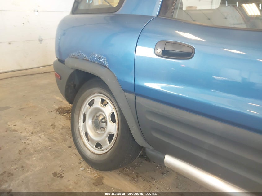 1997 TOYOTA RAV4 auction photo 6