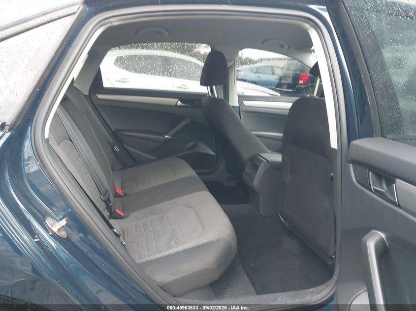 VOLKSWAGEN PASSAT 2021 VIN 1VWAA7A36MC005739