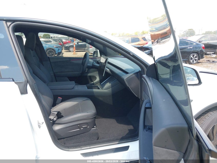 TESLA MODEL Y 2026 VIN 7SAYGDEE3TF636348