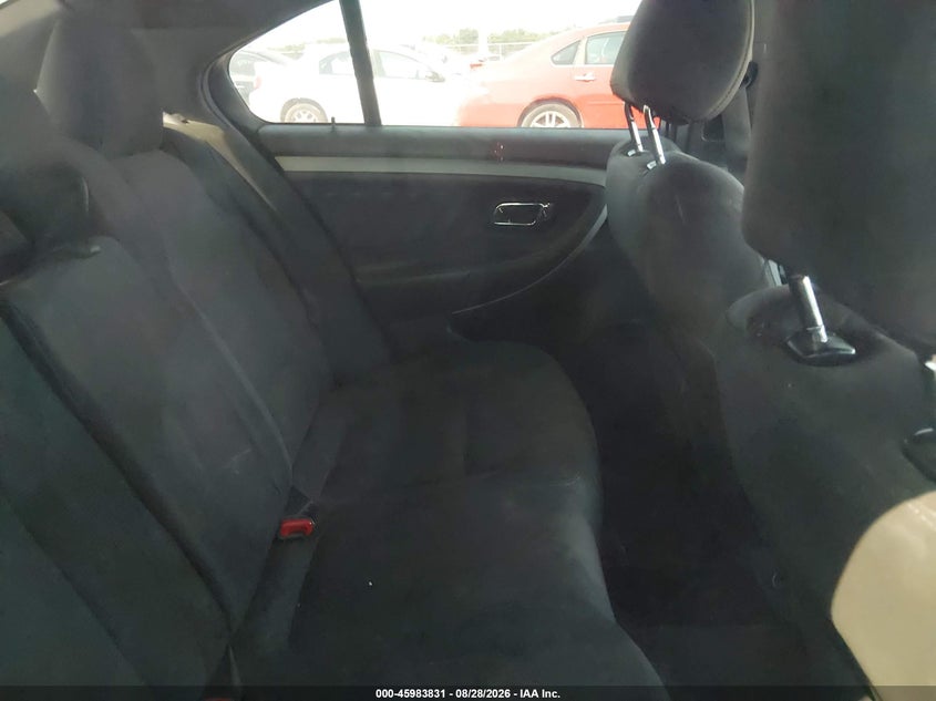 2013 FORD TAURUS auction photo 8