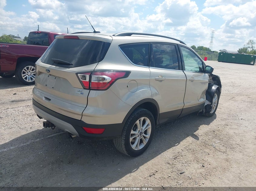 Vin: 1fmcu9g90hua89952, lot: 46483107, ford escape se 20174