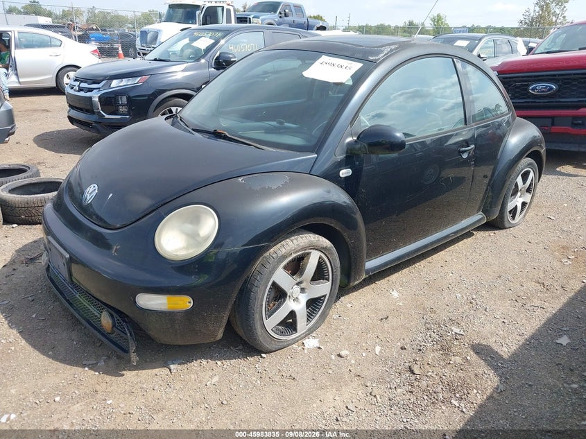 2002 VOLKSWAGEN NEW BEETLE auction photo 2