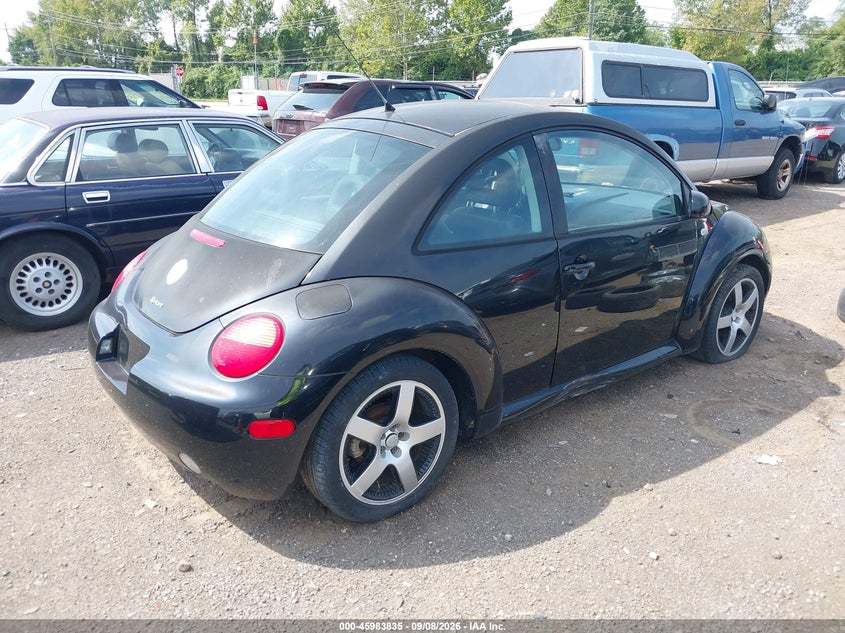 2002 VOLKSWAGEN NEW BEETLE auction photo 4