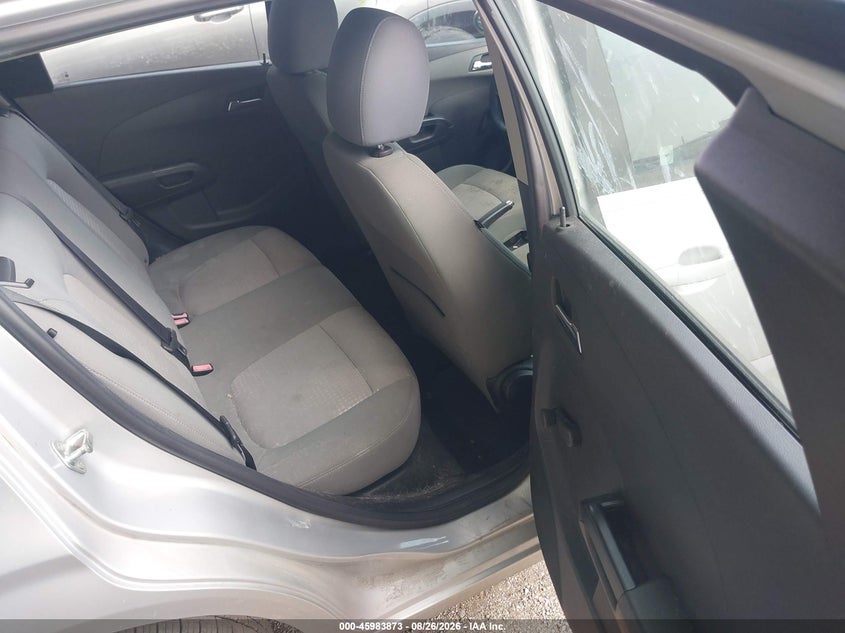 2012 CHEVROLET SONIC auction photo 8