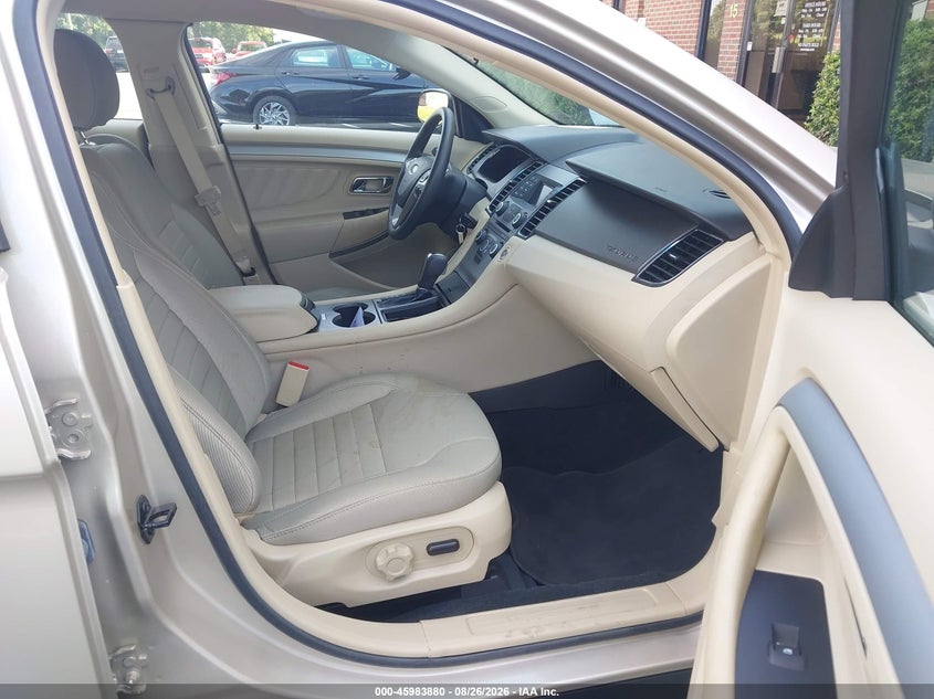 2017 FORD TAURUS auction photo 5