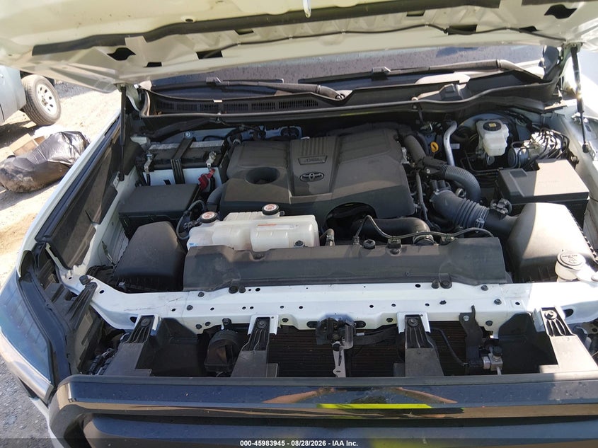 TOYOTA TUNDRA - zdjęcie 10