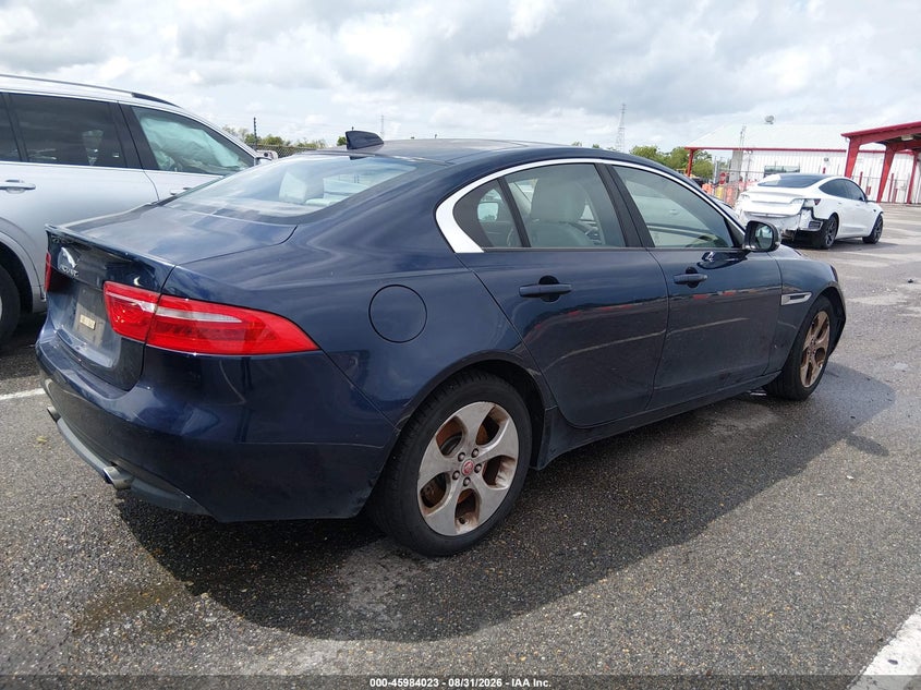 2017 JAGUAR XE auction photo 4