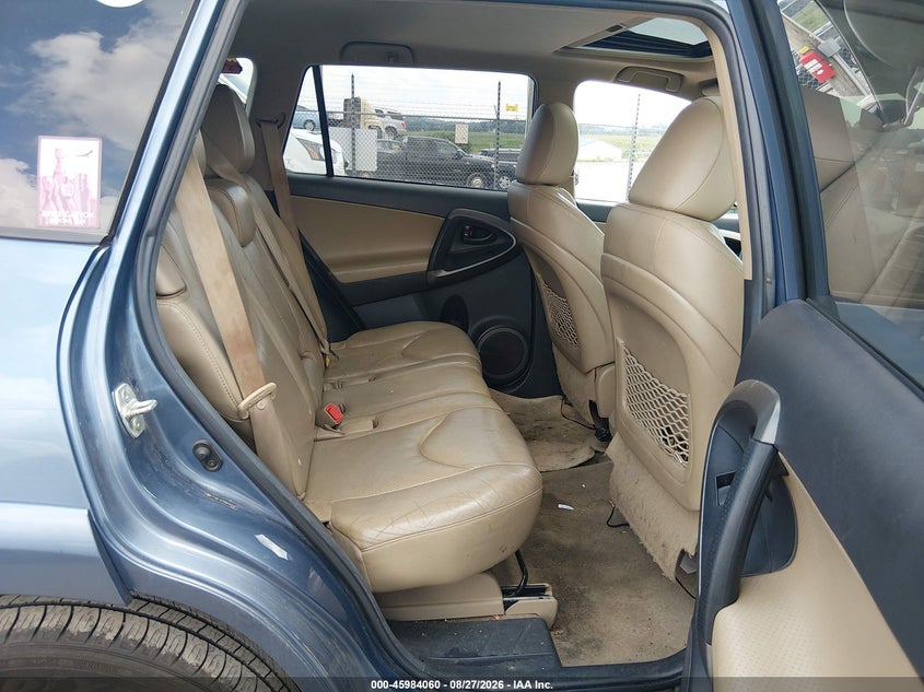 2011 TOYOTA RAV4 auction photo 8