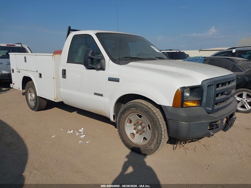 2006 FORD F-350 — zdjęcie z aukcji