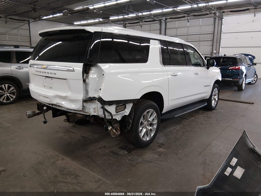 CHEVROLET SUBURBAN - zdjęcie 4