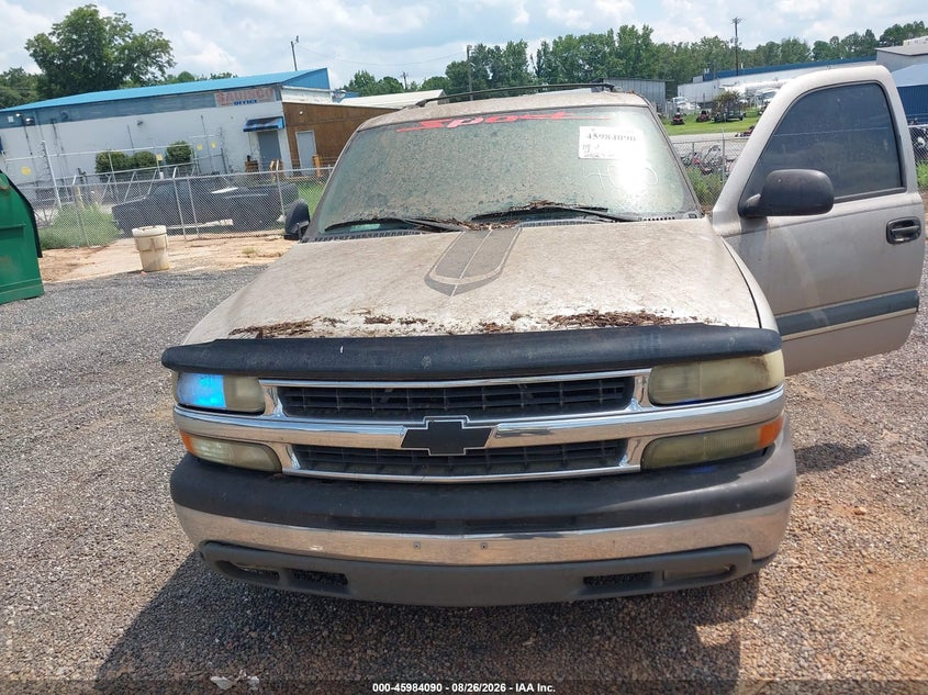 2004 CHEVROLET TAHOE auction photo 6