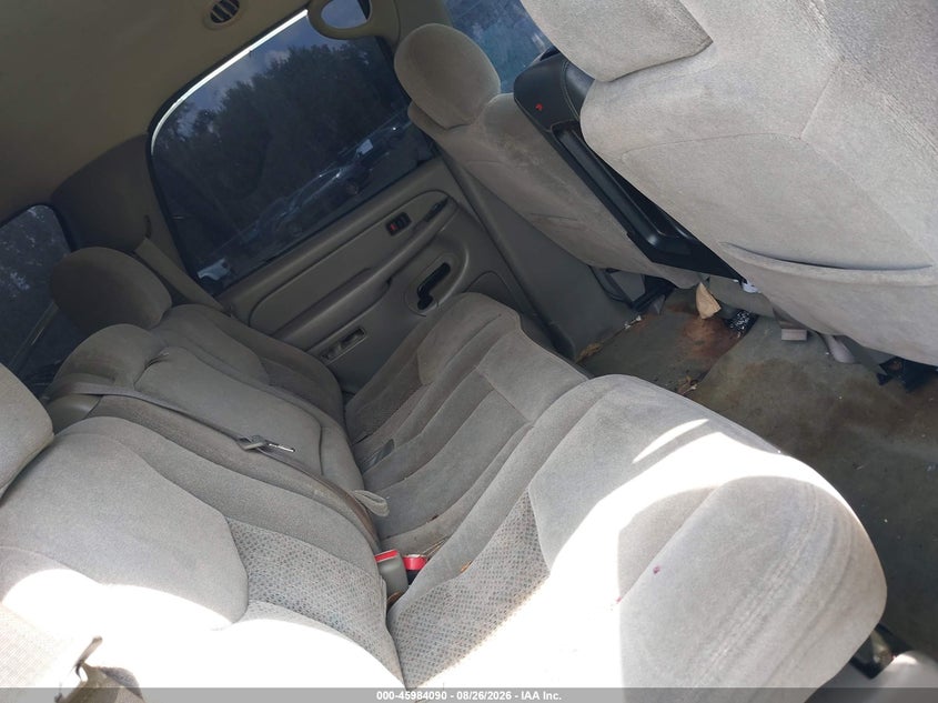 2004 CHEVROLET TAHOE auction photo 8