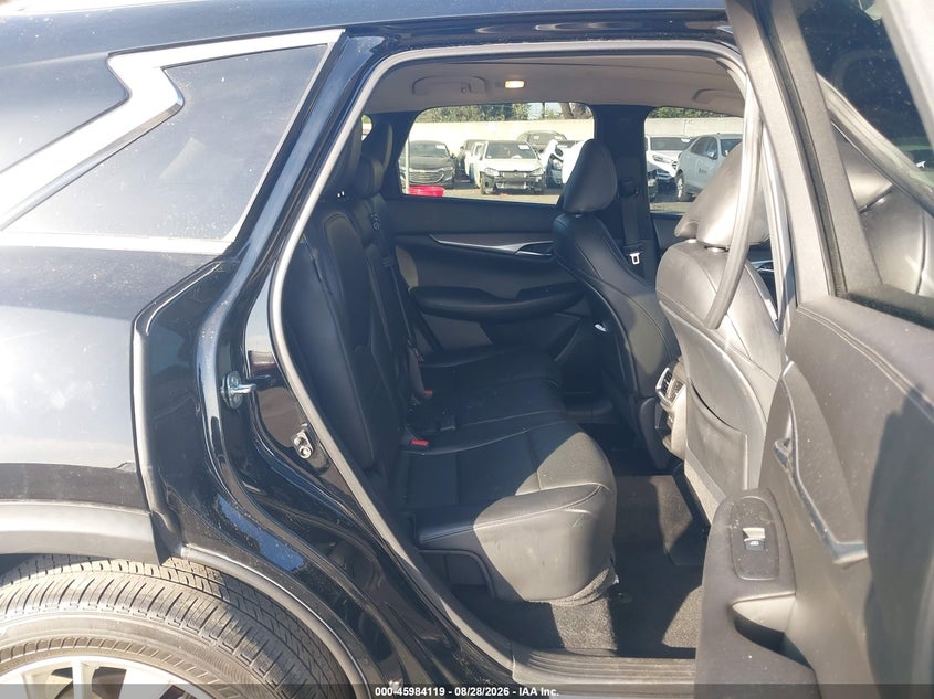 2023 INFINITI QX50 auction photo 8