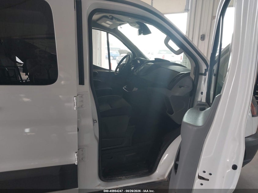 2018 FORD TRANSIT-150 auction photo 5
