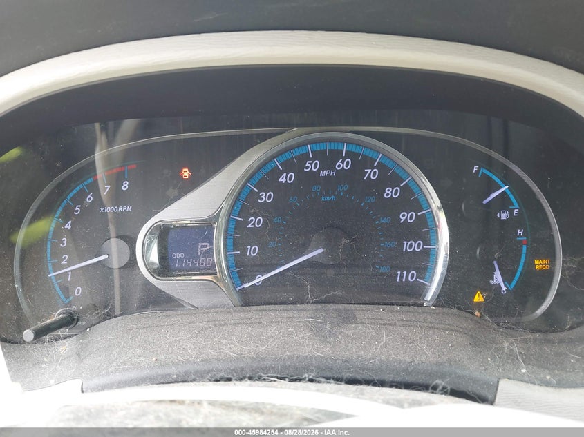2011 TOYOTA SIENNA auction photo 7