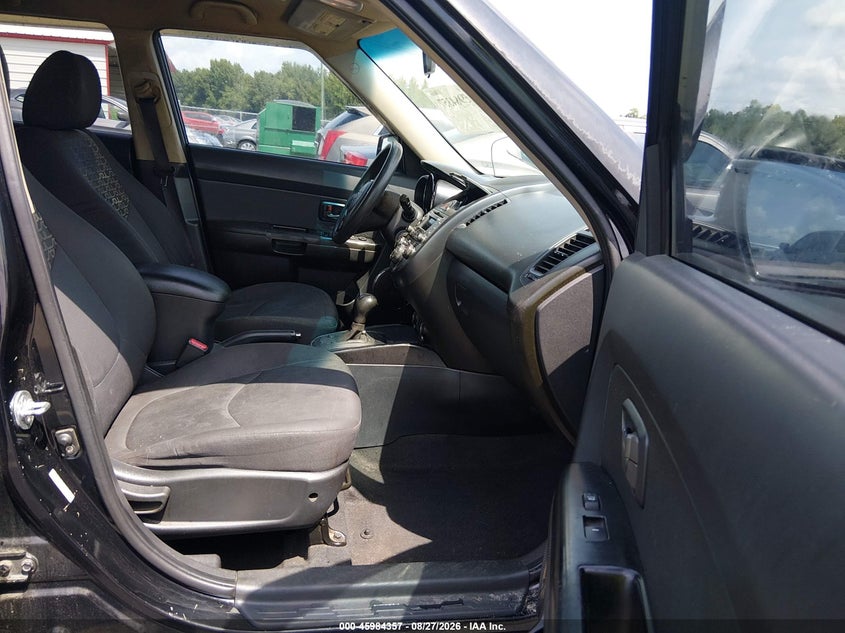 2011 KIA SOUL auction photo 5