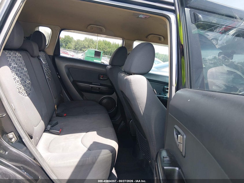 2011 KIA SOUL auction photo 8