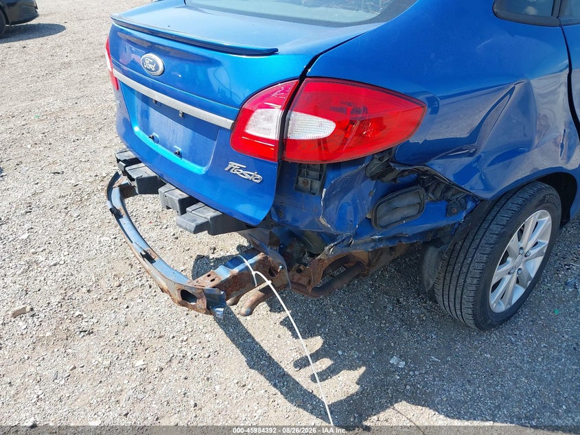 Photo 6 - FORD FIESTA