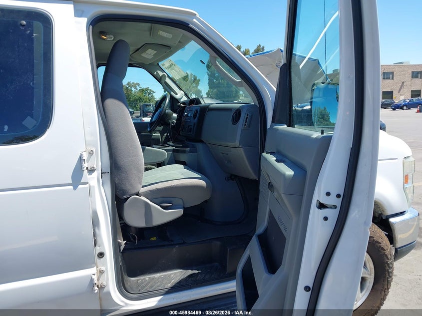 2012 FORD E-350 SUPER DUTY auction photo 5