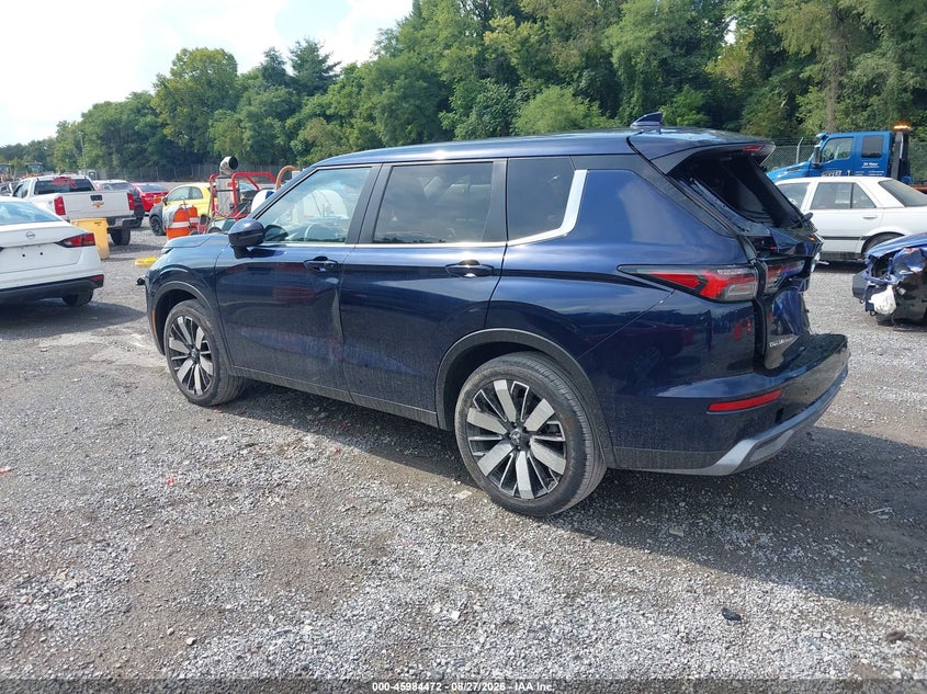 2026 MITSUBISHI OUTLANDER auction photo 3