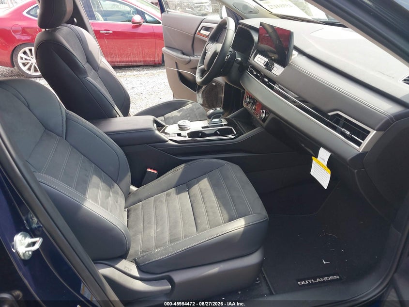 2026 MITSUBISHI OUTLANDER auction photo 5