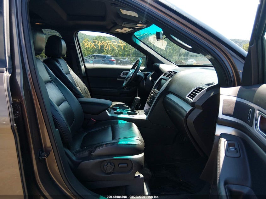 2015 FORD EXPLORER auction photo 5
