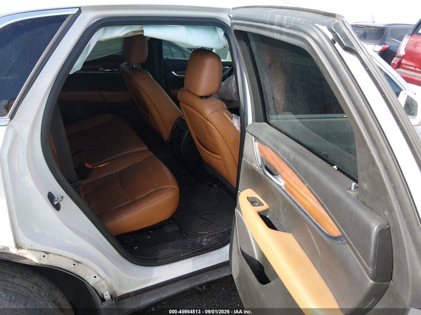 CADILLAC XT5 - zdjęcie 8
