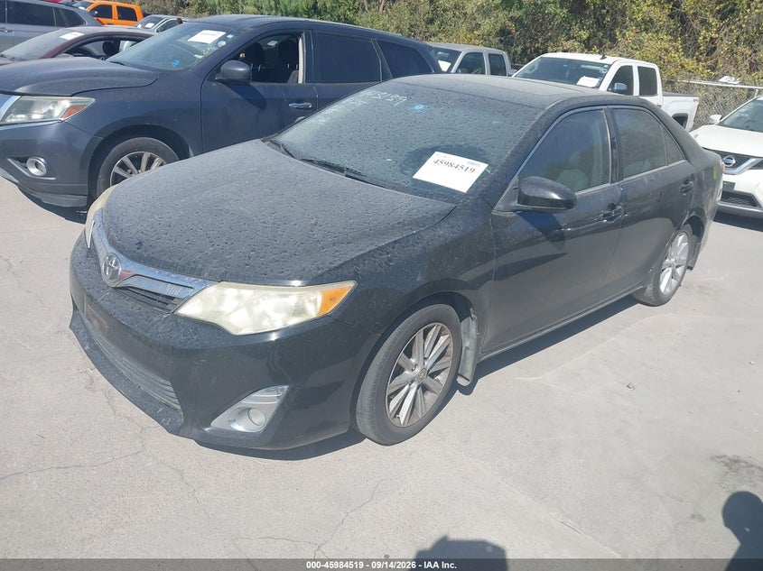 2014 TOYOTA CAMRY auction photo 2