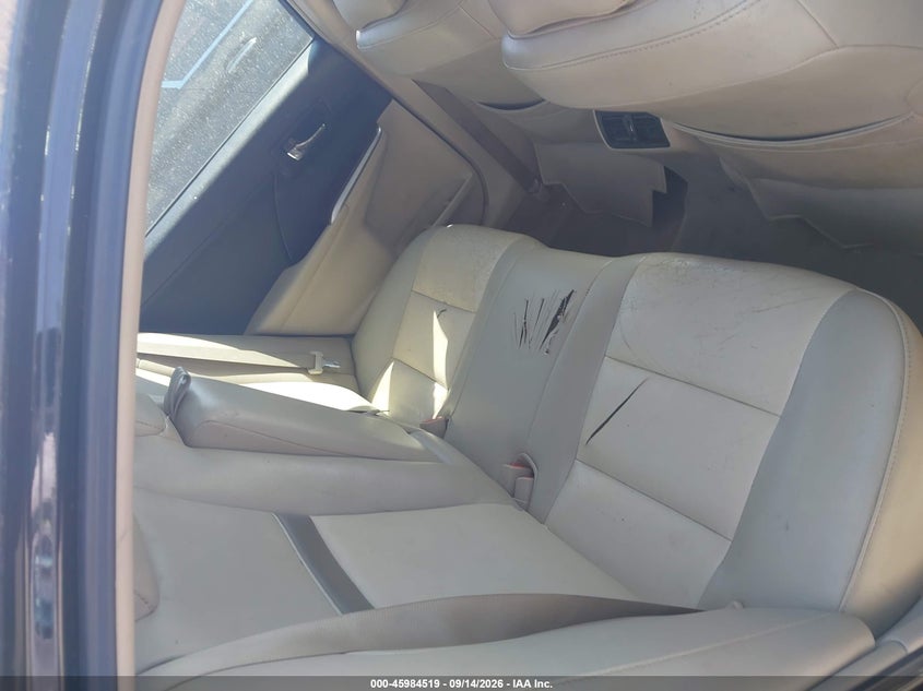2014 TOYOTA CAMRY auction photo 8