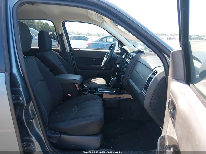 2010 MAZDA TRIBUTE auction photo 5