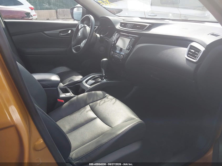 2014 NISSAN ROGUE auction photo 5