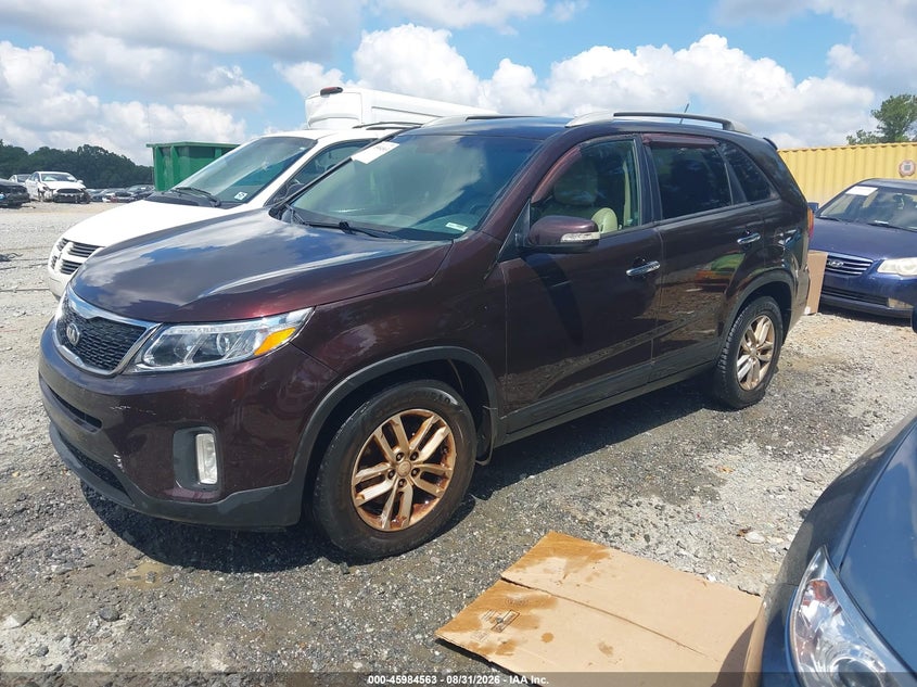 2014 Kia Sorento, Звичайний знос, IAAI, VIN 5XYKT3A60EG442153 — фото 2