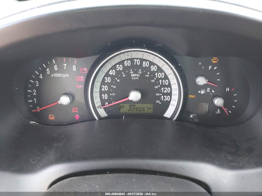 2007 HYUNDAI ENTOURAGE auction photo 7