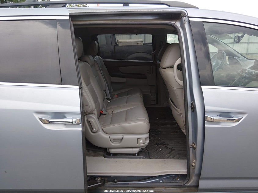 2013 HONDA ODYSSEY auction photo 8