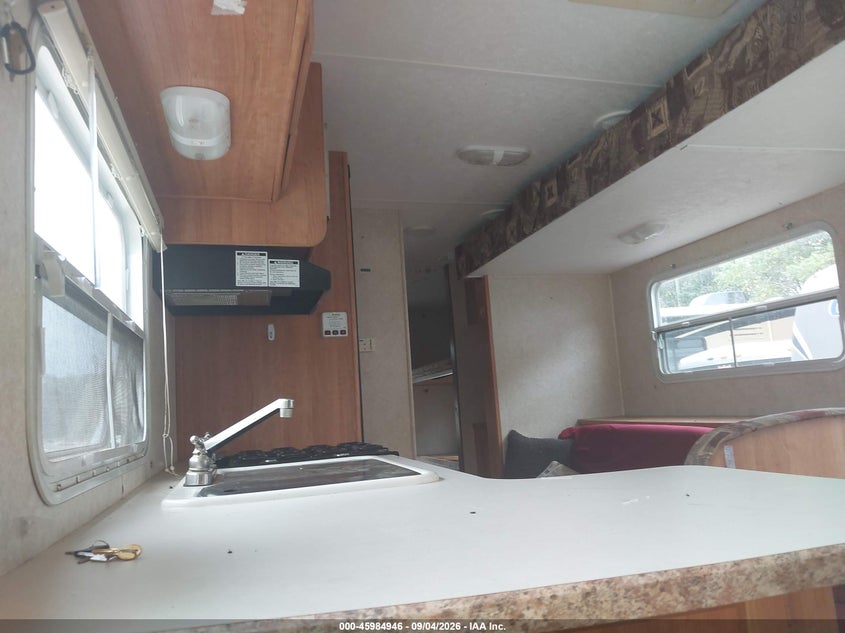 2007 KEYSTONE RV ZEPPELIN Z11 LTD 303 TRAVEL TRAILER auction photo 7