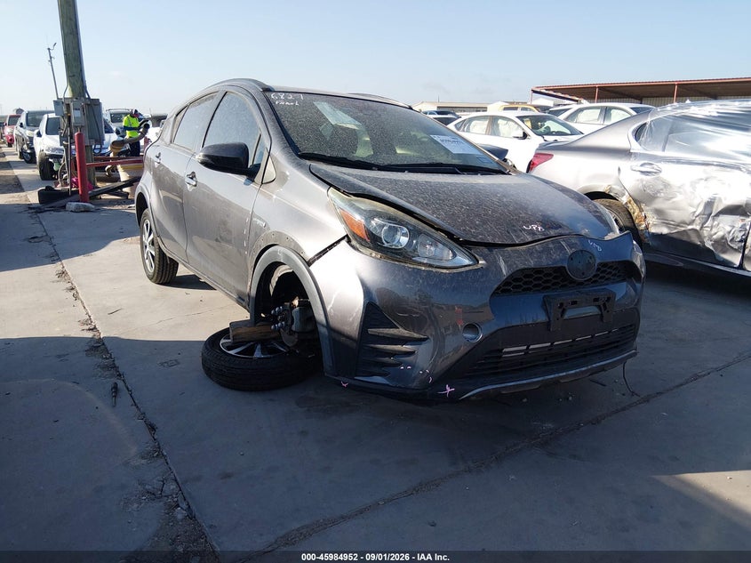 2018 TOYOTA PRIUS C THREE