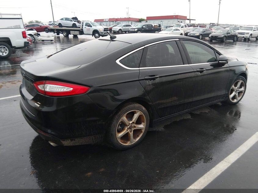 2014 FORD FUSION auction photo 4