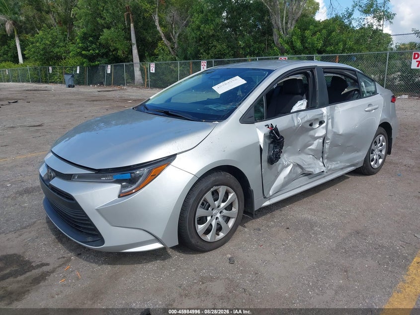 2026 Toyota Corolla, Left Side, IAAI, VIN 5YFB4MDE2TP476349 — photo 2
