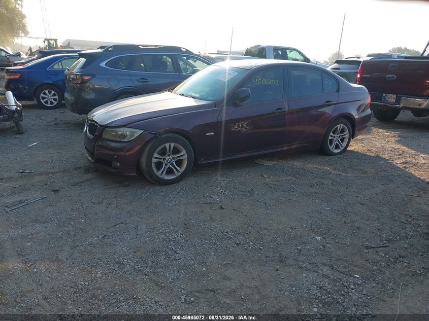 2009 BMW 3er, Flood, IAAI, VIN WBAPH77569NM46653 — photo 2