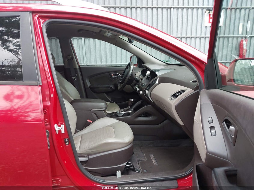 HYUNDAI TUCSON 2014 VIN KM8JU3AG5EU898841